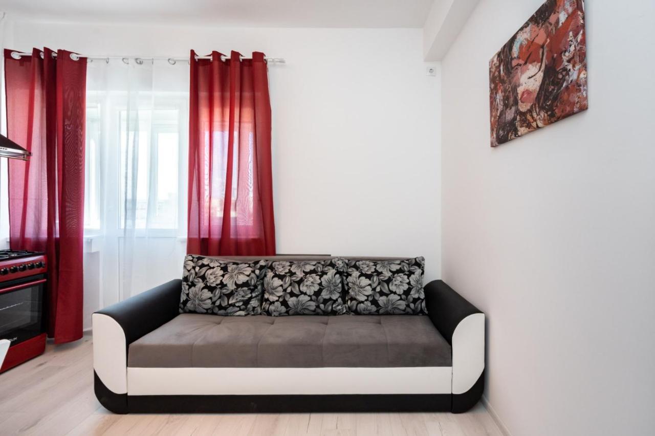 Spacious And Cozy Apartment In Central Bükreş Dış mekan fotoğraf