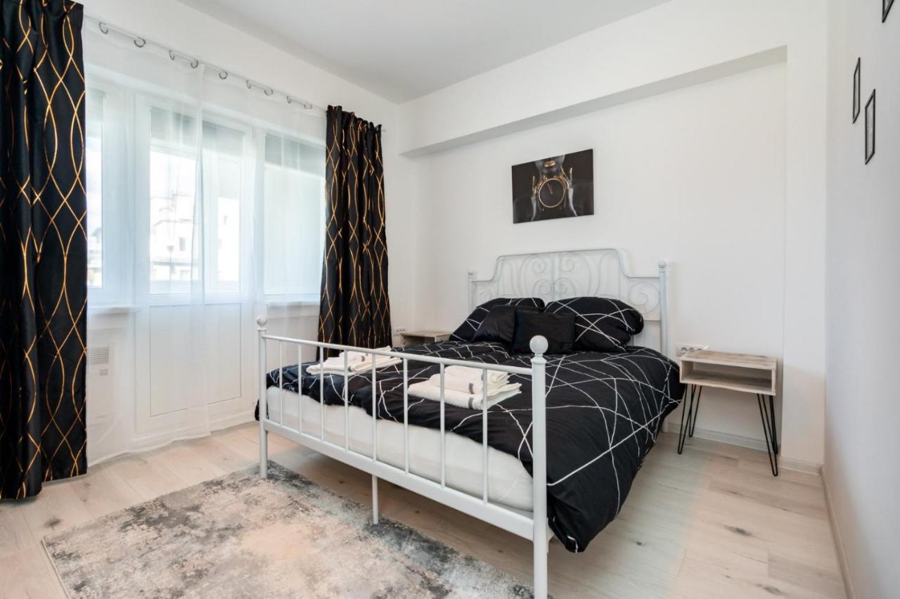 Spacious And Cozy Apartment In Central Bükreş Dış mekan fotoğraf